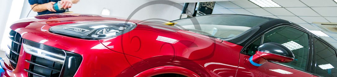 Абразивная полировка кузова Porsche Cayenne перед нанесением керамического покрытия - фото 2