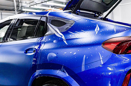 Синий BMW X6 M: антигравийная полиуретановая матовая прозрачная плёнка. Фото - 2