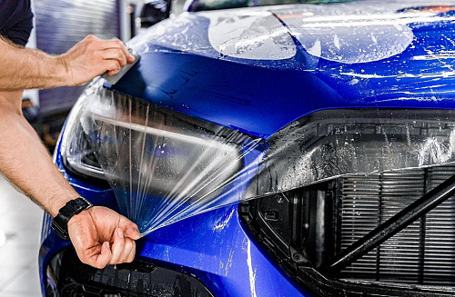 Синий BMW X6 M: антигравийная полиуретановая матовая прозрачная плёнка